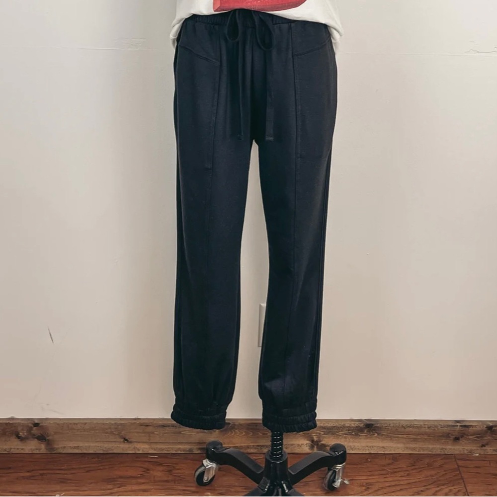 Women’s Knit Joggers